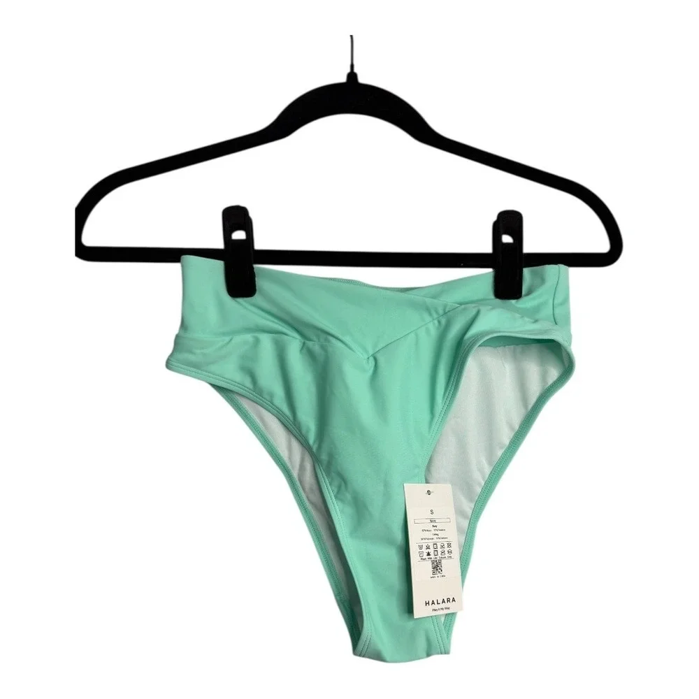Halara Crossover Bikini Bottom in Fresh Green Onion Small‎ NEW